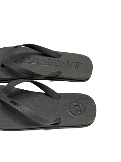BASEHIT MEN'S BASIC LOGO FLIP FLOPS